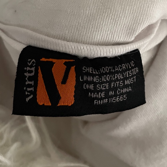 Fuzzy Hat - Picture 3 of 3